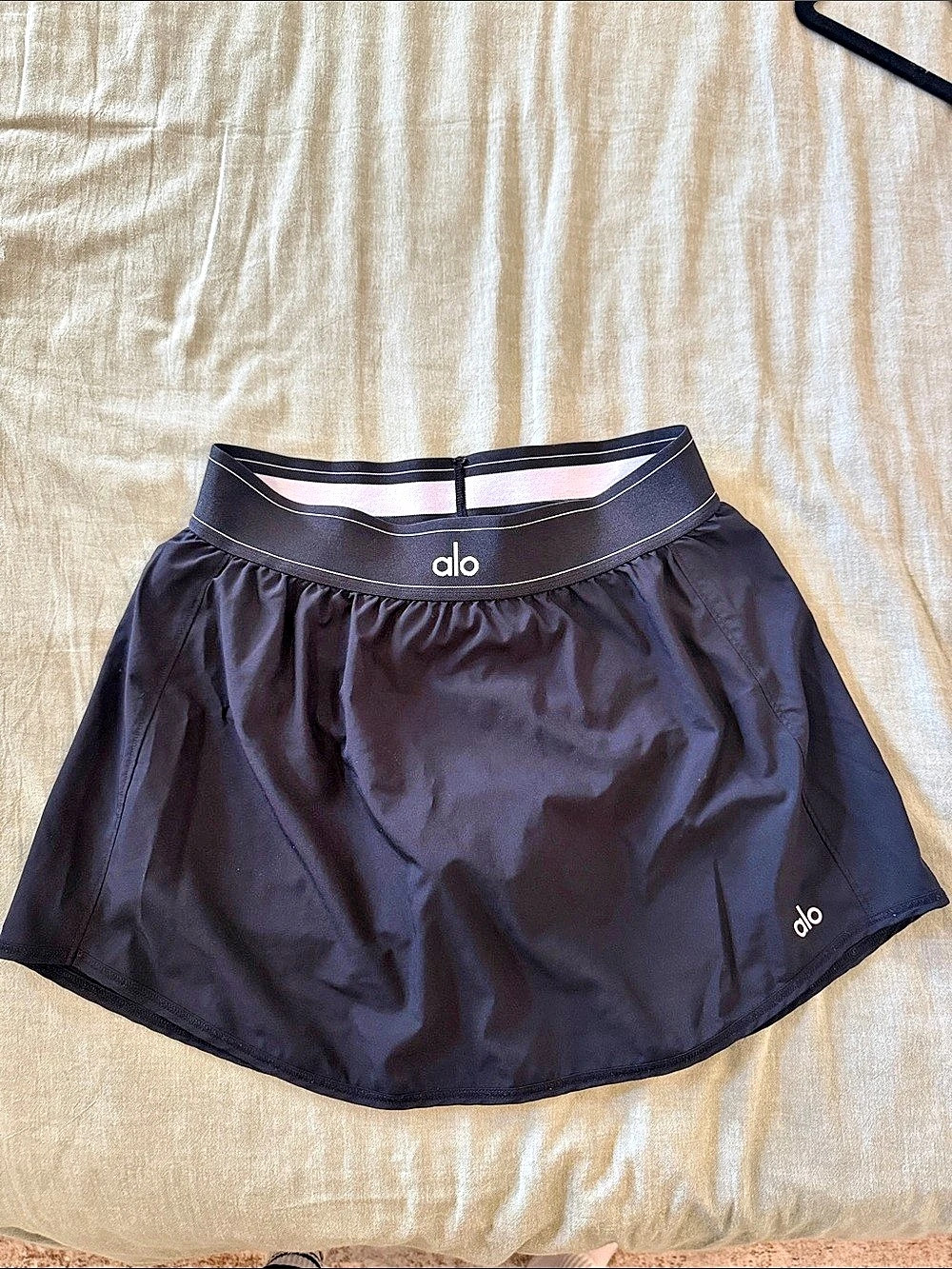 alo Black Athletic Skort Size Medium NWT